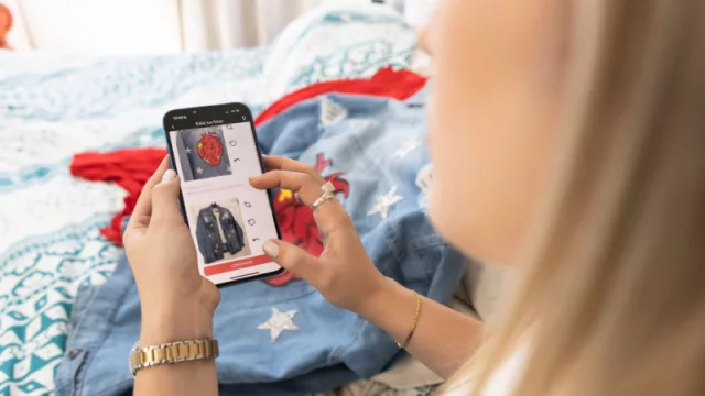 Renová tu Vestidor sigue sumando: RTV PRO, el nuevo programa para vendedores (cómo es vender dos prendas por minuto)