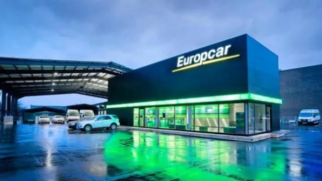 La rentadora de autos firmó acuerdo con Aeropuertos 2000.