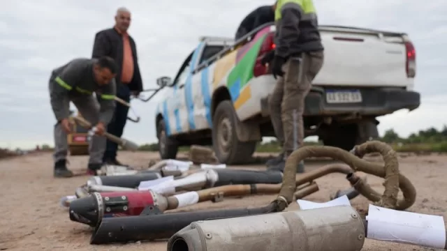 Menos contaminación sonora en Villa María: el municipio destruyó más de 140 caños de escape fuera de regla