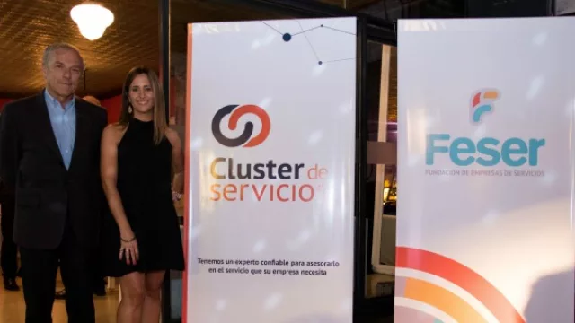 Javier López Villagra y Ceci Lorenzon, las autoridades del Cluster de Servicios.