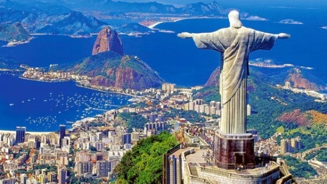 Aerolíneas Argentinas presentó sus vuelos de verano desde COR: GIG, SSA, BPS, PDP, FLN y MDQ