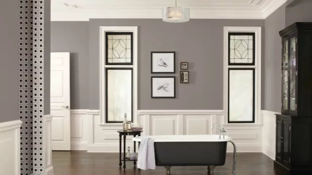 Poised taupe trae relax y armonía a los ambientes.