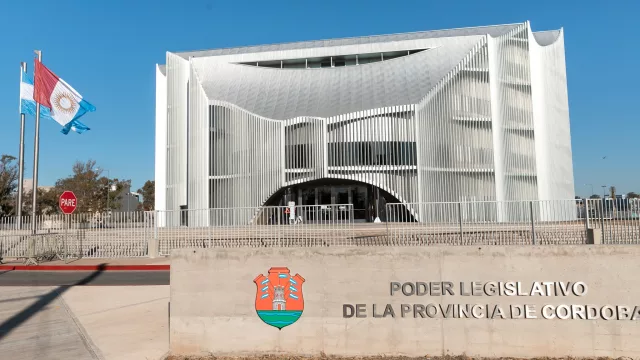 Escándalo en la Legislatura: siete exintendentes de Río Segundo, empleados en la Unicameral