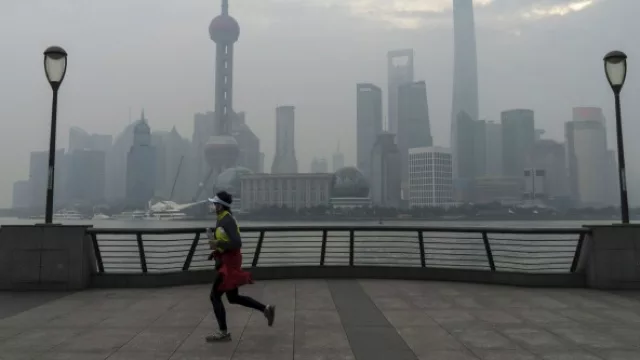 Shanghai esta sobre un mar que no se puede usar para bañarse