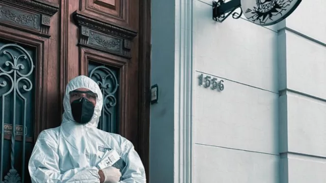 ¿Estrés acumulado? ¡Rompe, destruye y libéralo! La primera casa de destrucción de Córdoba abre sus puertas (y ya tiene reservas anticipadas)