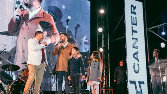 Chateau Harmonie, “la joya escondida de Córdoba”, tiene su primera torre habilitada (José Luis Acevedo se recibe de “distinto”)