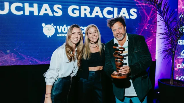 Vórtice sopló 10 velitas y lo festejó en una terraza particular: Azotea (más de 500 eventos organizados desde 2015)