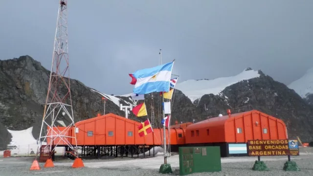 La Universidad Siglo 21 hace base en la Antártida Argentina (la primera en el Continente Blanco)