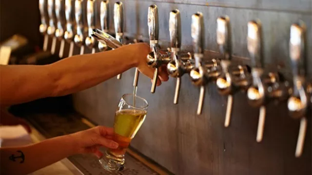 Las cuatro variedades de la cerveza Otro Mundo ofrecen sabores y aromas bien diferenciados.