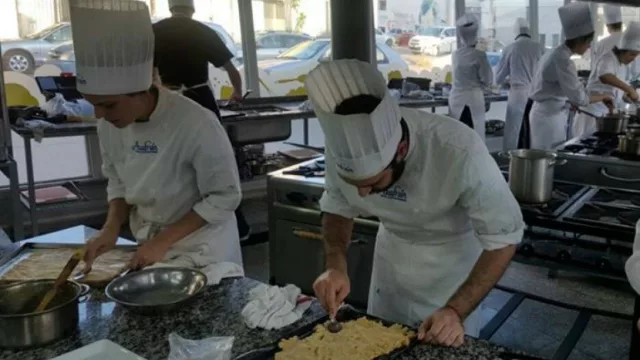 Azafrán avanza en su proyecto de Restaurante Escuela (camino al restaurante propio)
