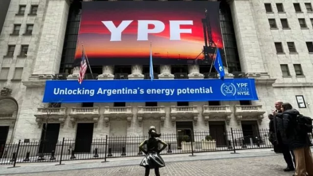 Wall Street pone el foco en YPF y Vista: qué dicen los grandes bancos sobre su futuro