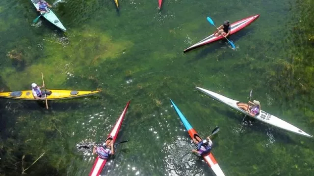 Córdoba rema (y se transforma): la escuela de canotaje que combina deporte, salud e inclusión (y donde “en el agua, somos todos iguales”)
