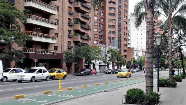 Cadenas que abren, cadenas que cierran... época de cambios de locales en varios puntos de la ciudad