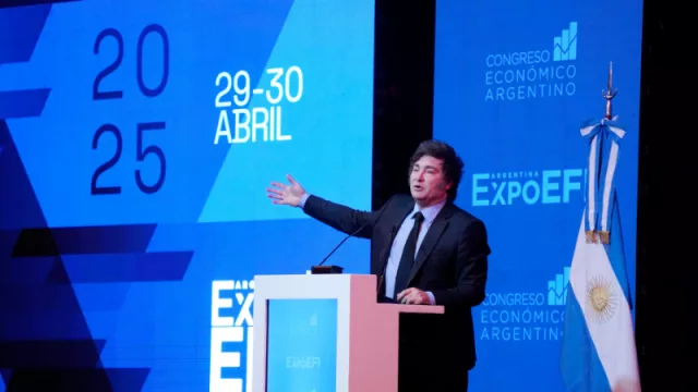 Milei avisa que promoverá la competencia fiscal entre provincias: “Que las empresas voten con los pies y elijan”