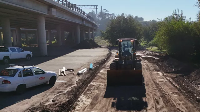 Largó la playa del Kempes: comenzó la construcción de la primera etapa para albergar 3.000 vehículos (8 meses de ejecución)