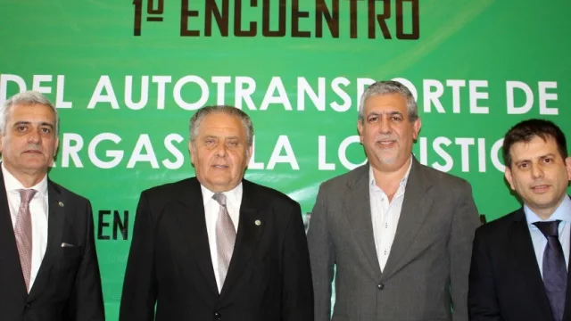 Costos ocultos y visibles, eje del primer encuentro de autotransportes de cargas y logística de Córdoba
