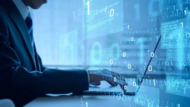 ¿Tu negocio no crece online? Descubre por qué externalizar el marketing digital es la clave