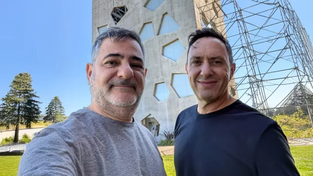 La dupla Mazalán - Arocena renueva la oferta en comunicaciones digitales con la Siglo 21 (2 diplo, 5 certificados)