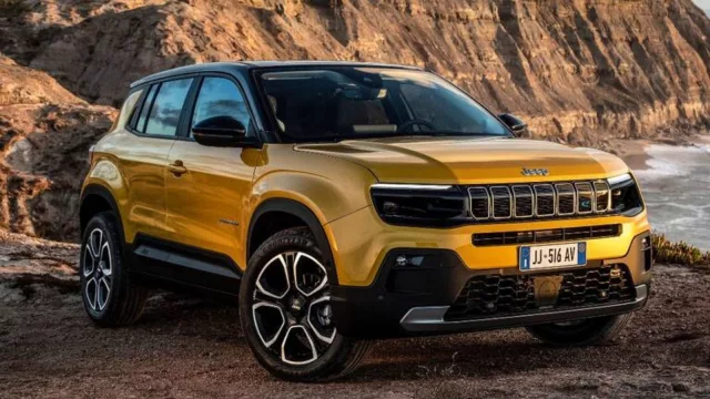 Jeep eligió el desierto de Atacama para lanzar el Avenger en la región: así es el primer eléctrico de la marca