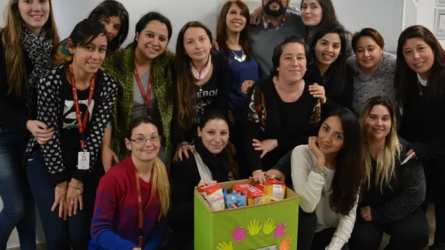 Con ayuda de sus colaboradores, Allus donó más de 5000 alimentos 