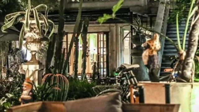 Cómo llevar el aire libre a las jornadas de trabajo híbridas y transformar el estrés en disfrute (te mostramos 8 espacios inspiradores)