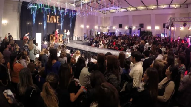 Quinceañeras y egresados encontrarán en un solo espacio todo para su fiesta.