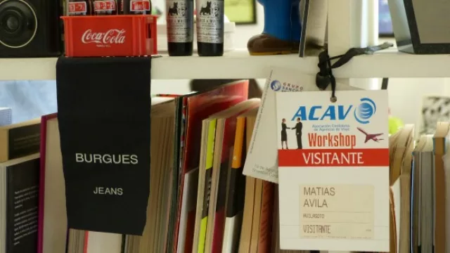 El equipo le da mucho importancia a la capacitación y por ello permanentemente asisten a cursos y conferencias.