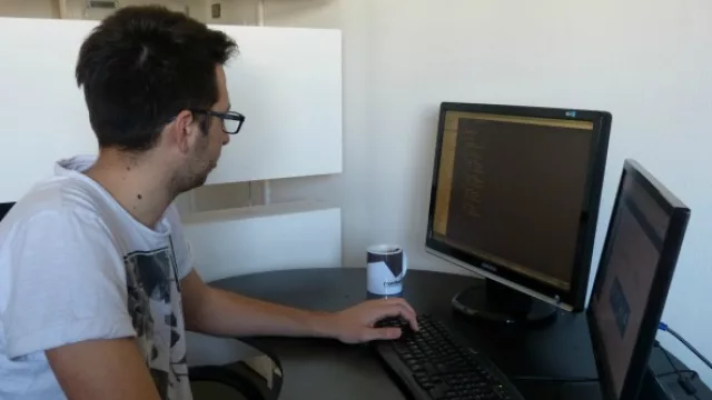 El equipo tiene un horario flexible, -Trabajamos por cantidad de horas semanales-.