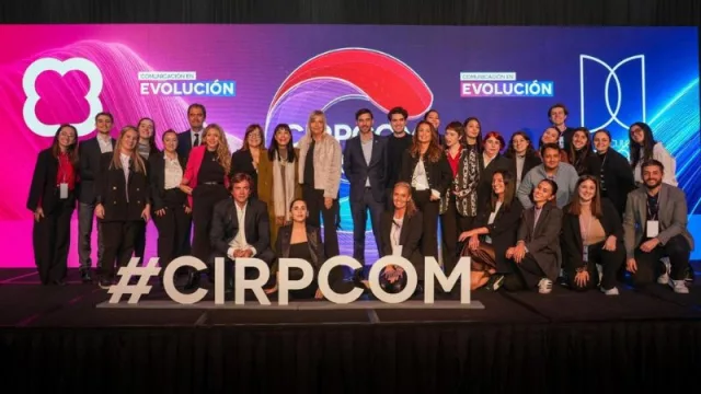 Pablo Armagni (Telefónica) se lleva el Premio a la Trayectoria en Cirpcom 2025 (todos los reconocimientos)