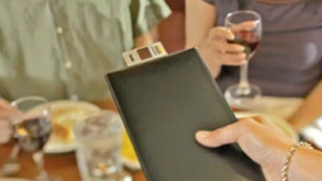 ¿Cena a la romana o a la americana?, that's the question (la visión de la economía de Szewach)