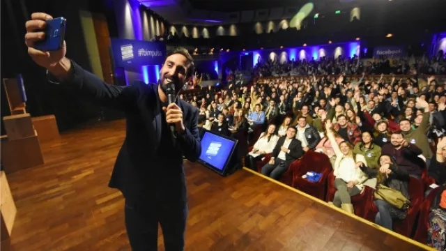 500.000 pymes en Argentinas están hoy en Facebook Empresas