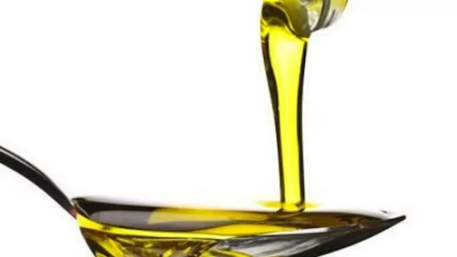 De los tiempos de ñaupa, rescatamos el aceite de ricino. Y nos dicen...