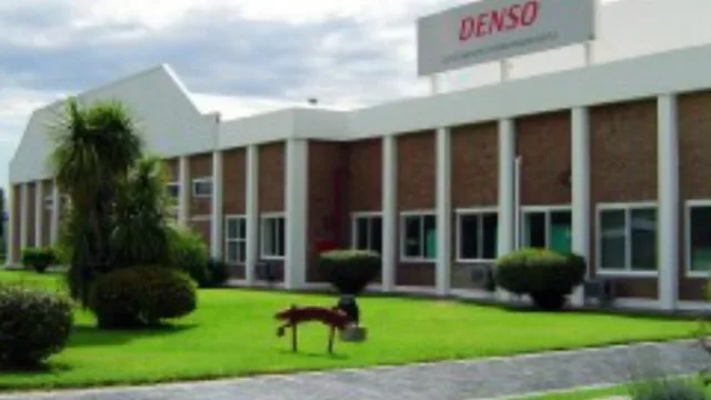 Denso, mosca "gris" del autopartismo (beneficiada por la tracción de la Hilux)