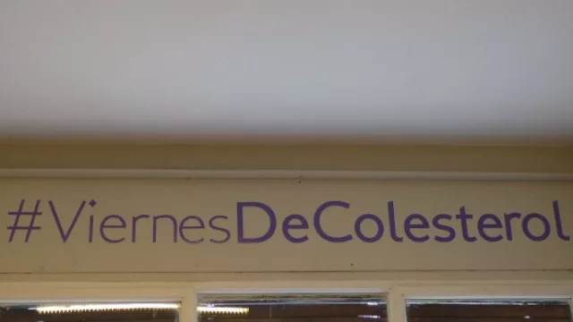 Viernes de colesterol es una de las premisas del grupo, aunque últimamente las chicas se cuidan, se queja Agos.