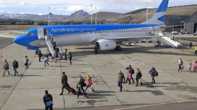 Aerolíneas Argentinas refuerza la conectividad de Catamarca para la Fiesta del Poncho (y potencia el impacto económico)