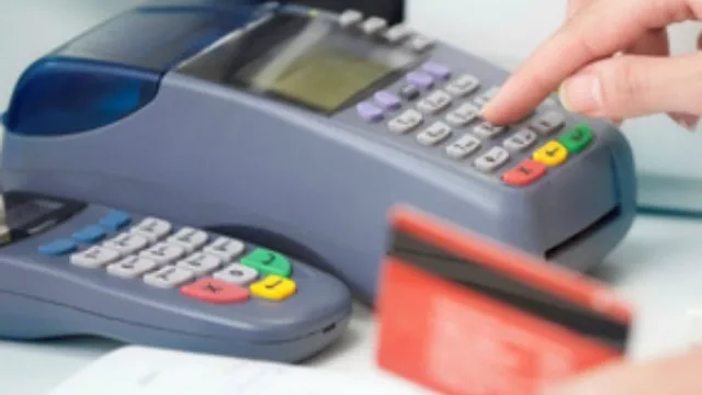 Comercios contra tarjetas: por qué Grupar y Naranja no son lo mismo que Visa y Master