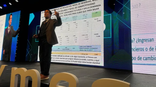 Estuvimos ahí: por qué a la gente del Congreso Nacional Pyme le gustó más la exposición de Melconian que la de Caputo