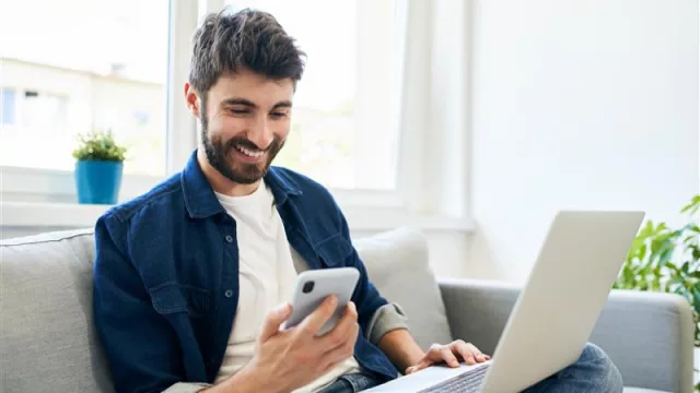 Galicia baja fuerte sus comisiones para entrar dólares al país: ¿empiezan a ser competitivos los bancos para los freelancers?