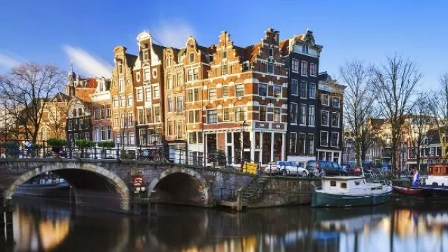 En Holanda, las empresas publican sus listas de precios del próximo año