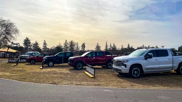 Chevrolet mostró en Córdoba la renovación de su gama de pickups (Silverado, S10 y Montana en la Fortaleza de Oreste Berta)