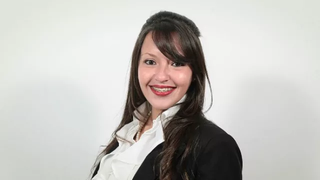 Gianna De Gennaro, asesora del Centro de Atención Telefónica.