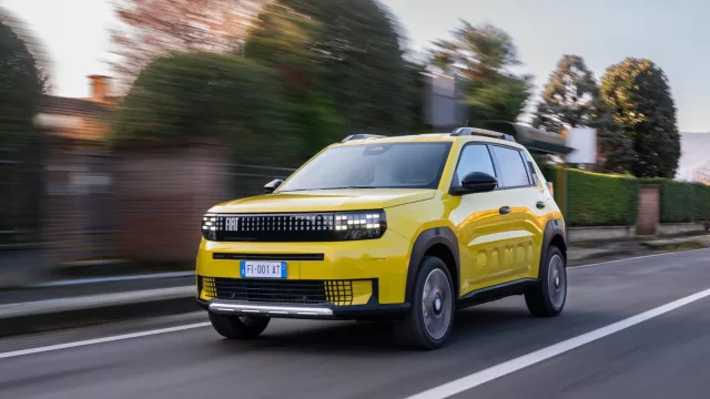 El primer auto fabricado con envases de bebidas reciclados ya es realidad y es Fiat
