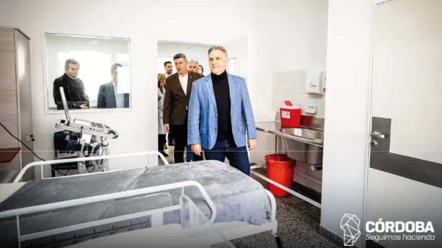 Llaryora inauguró la ampliación de la terapia intensiva del Hospital de Niños