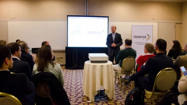 Marcelo Bechara durante la presentación que se realizó ayer en el Sheraton Córdoba Hotel.