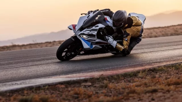 BMW Motorrad lanza en Argentina la nueva S 1000 RR: potencia de pista y diseño renovado