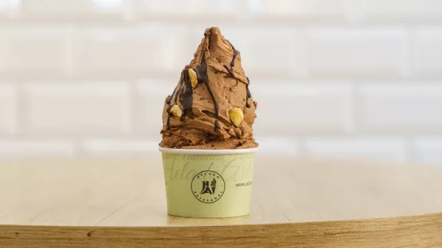 “Aleluya”, el helado homenaje al Papa Francisco llegó a Argentina (mirá en qué heladerías de Córdoba lo podes probar)