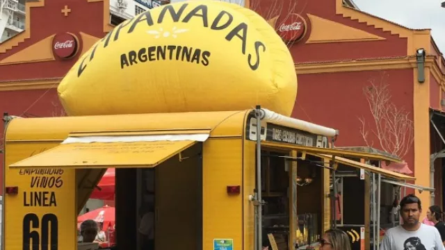 Rincón Argentino, food truck de empanadas, que se venden a 8 Reales cada una. 