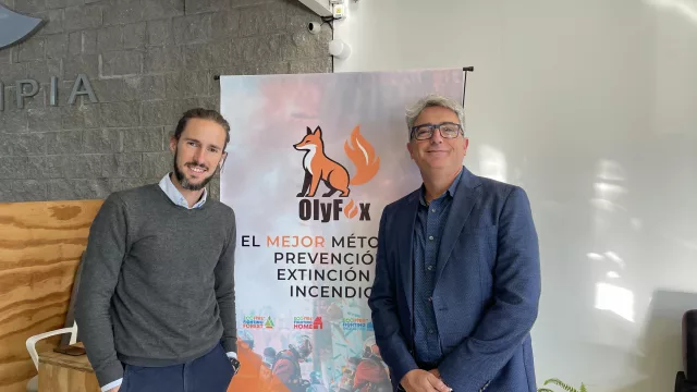 Agustín Tarraubella e Ibán Moreno, al timón de Olyfox y EcoFire, respectivamente.