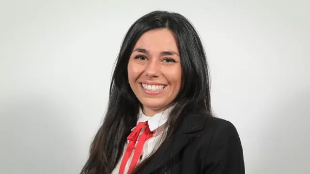 Luciana Belén Calderón, analista de Recursos Humanos.