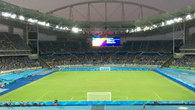 Pocos argentinos viendo la selección de Olarticoechea en el debut
